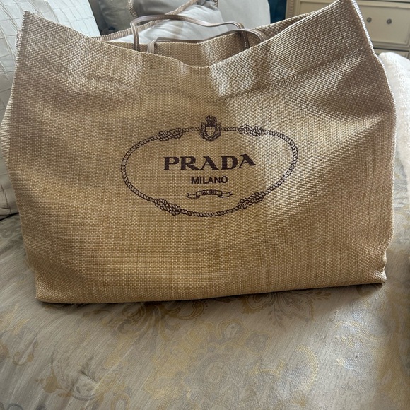 Large Prada Raffia Tote - Picture 6 of 9